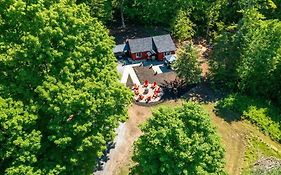 Deer Den Cottage In Huntsville